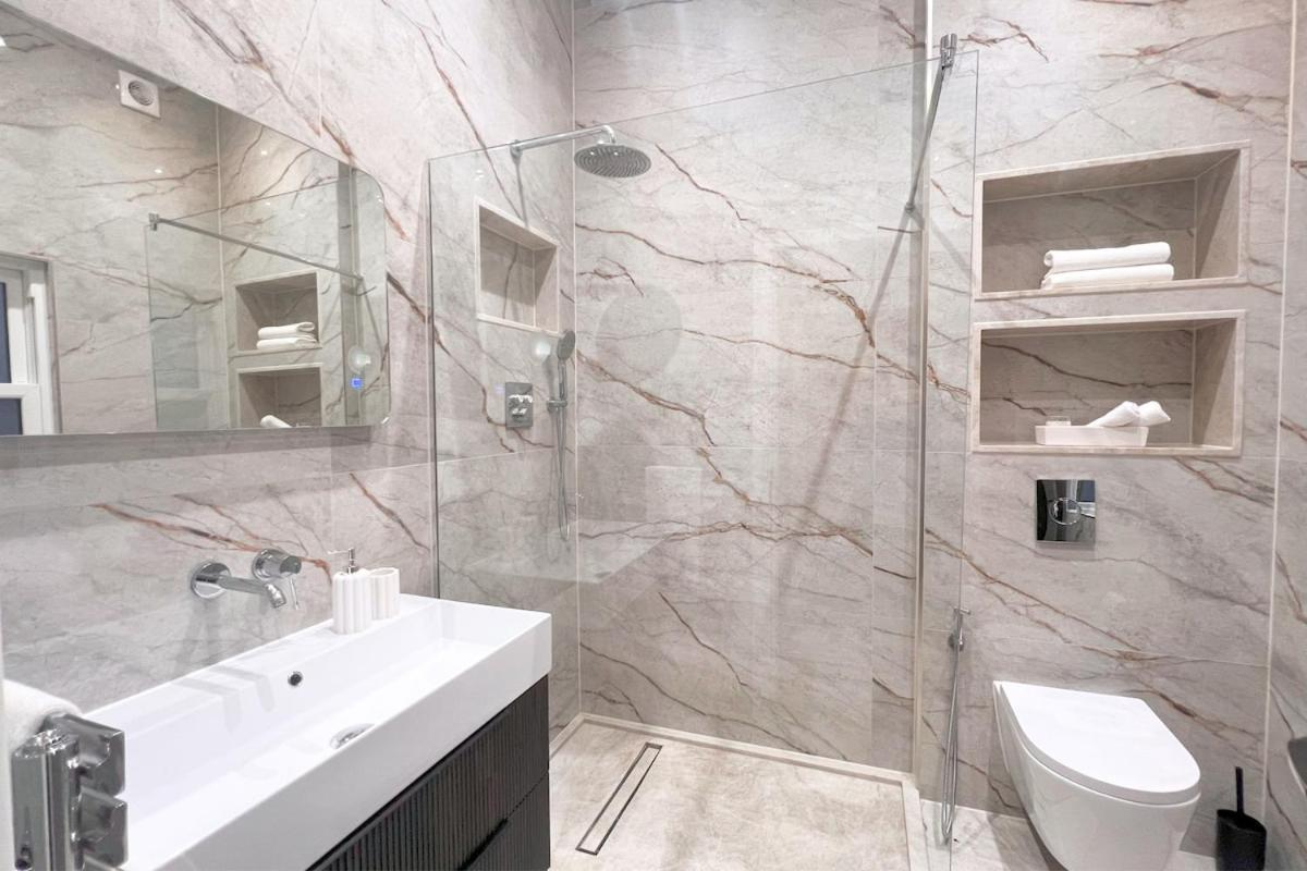 The River House - Designer Home Teddington Eksteriør bilde